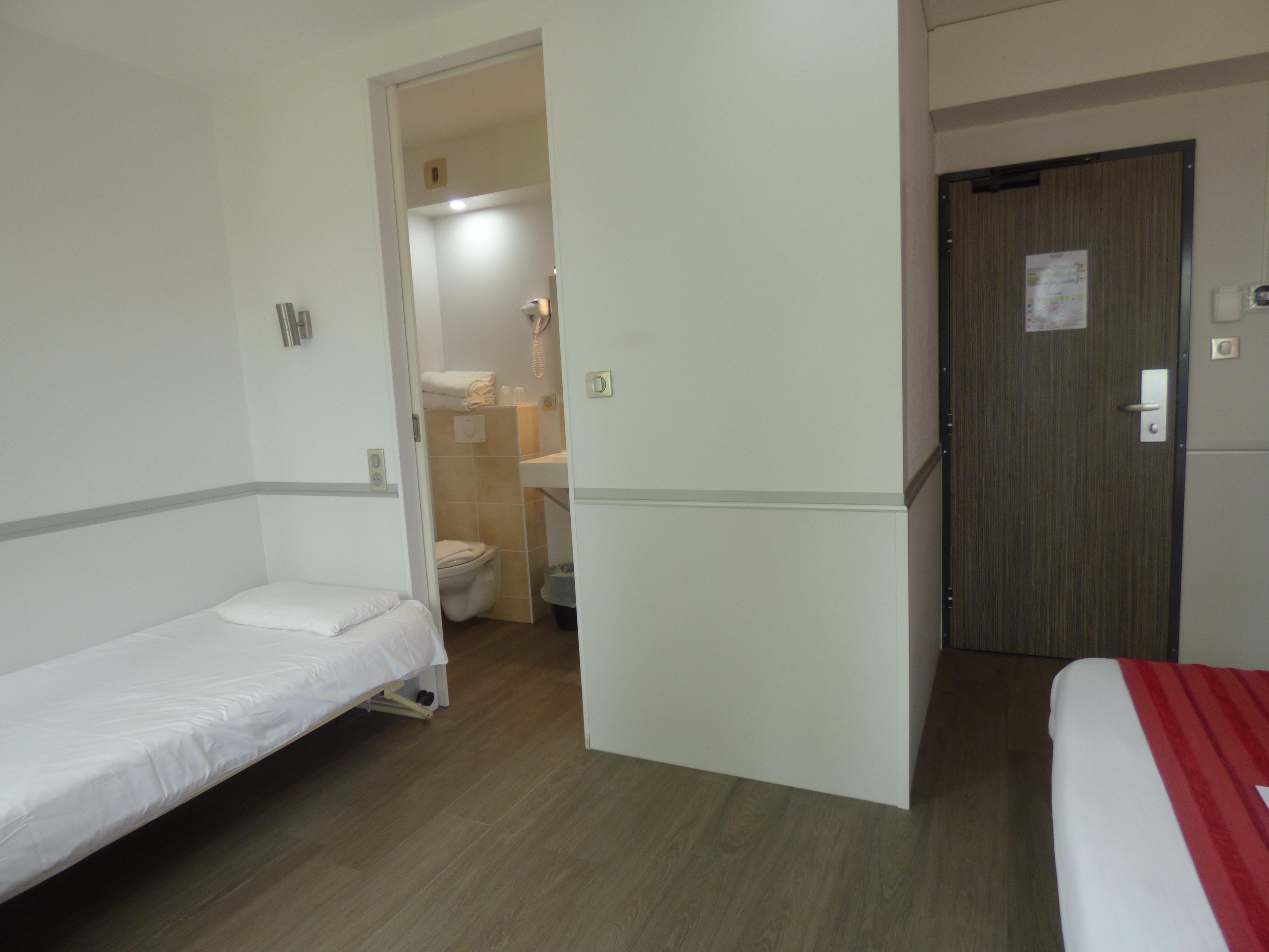 Cit'Hotel Escatel มากง ภายนอก รูปภาพ