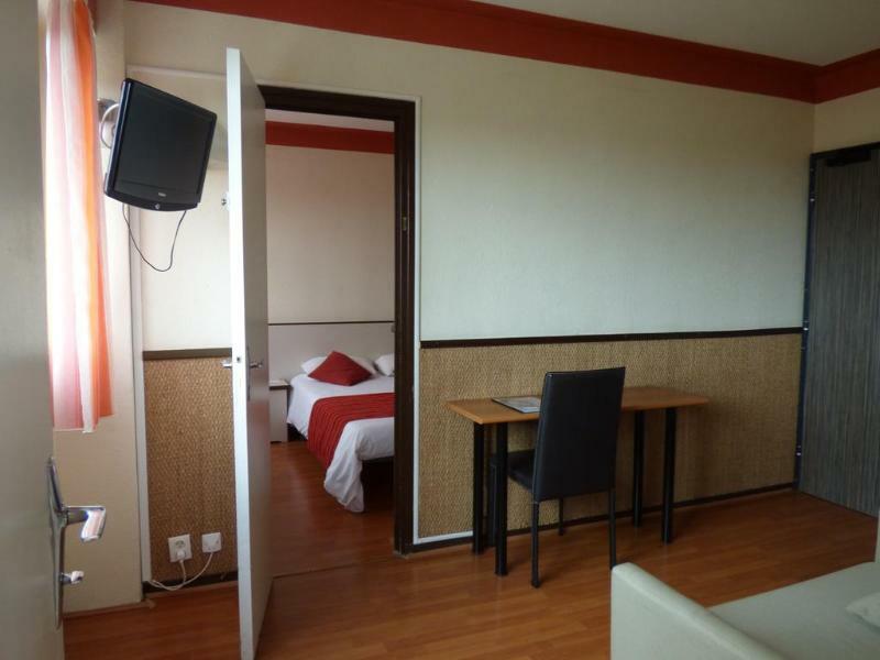 Cit'Hotel Escatel มากง ภายนอก รูปภาพ